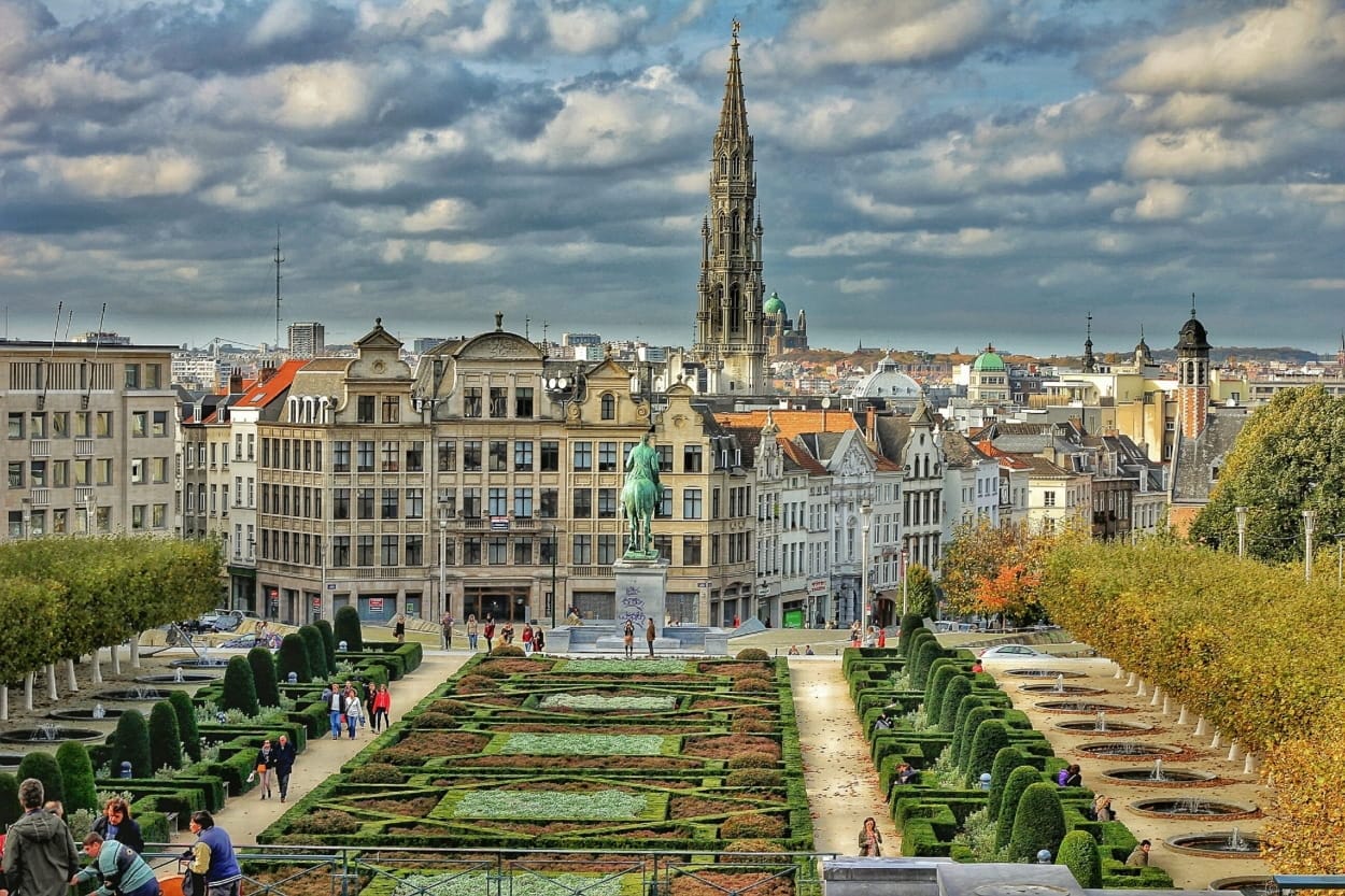 Maar wat is dat dan, die �echte� natiestaat? Vrij Links
